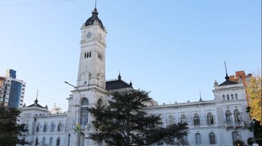 Funcionamiento de los servicios municipales durante el feriado por el ‘Día del Trabajador’