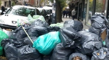 Se tardará entre 48 y 72 horas limpiar la ciudad de Mar del Plata luego del bloqueo en planta de reciclaje