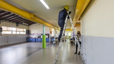 Continúan los trabajos en las instituciones educativas municipales en Mar del Plata