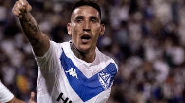 Ricardo Centurión se queda en Vélez