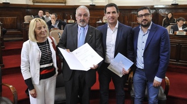 Jorge Joury: El hombre que fundó diarios y dejó su sello en decena de miles de tapas