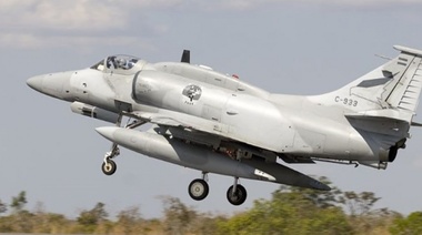 Muere un piloto luego de eyectarse de un avión de la Fuerza Aérea