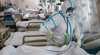 Otras 241 personas murieron y 7.043 fueron diagnosticadas con coronavirus en el país