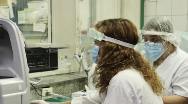 Se registraron otros 382 muertos por coronavirus en Argentina y 8.713 nuevos casos