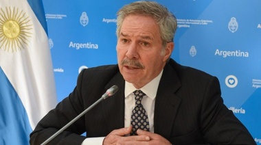 Solá llamó a "incrementar exportaciones con valor agregado" como parte de la recuperación económica