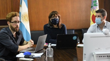 Continúan hoy las paritarias el Gobierno bonaerense y los gremios de docentes