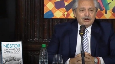 "Es un paso central para el desarrollo", dijo Fernández sobre la ley de Economía del Conocimiento