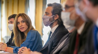 Tolosa Paz: “Vamos a salir en auxilio de más de 200 mil chicos y chicas con problemas de alimentación”
