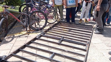 Garro repudió el intento de la toma del Palacio Municipal por parte de encapuchados que tenían palos