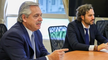 Fernández encabeza la firma de un acuerdo para fabricar más de mil coches de tren