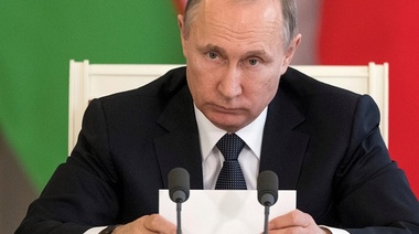 Putin dice que sigue sin felicitar a Biden solo por motivos formales