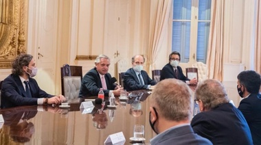El Presidente recibió a directivos de la banca pública y privada que le presentaron la billetera virtual MODO