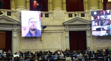Tras 19 horas de debate, se ingresó en el ultimo tramo del debate sobre la legalización del aborto