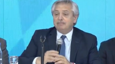 Fernández: "Tengo gratitud con cada ministro, cada gobernador y cada intendente"