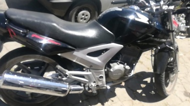 Operativo anti motochorros: Cayeron dos jóvenes cerca de Plaza Rocha y en 13 y 72