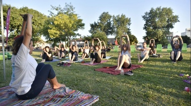 Lanzan programas gratuitos de actividades físicas y deportivas en espacios públicos en La Plata