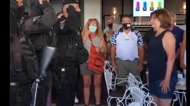 En Villa Gesell, Patricia Bullrich fue ovacionada incluso recibió un formal saludo de efectivos policiales