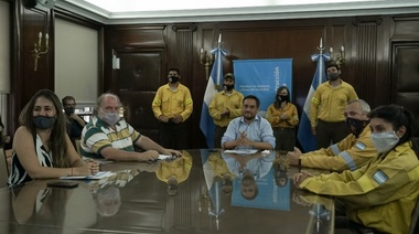 Se acordó el nuevo convenio colectivo de trabajo para 421 brigadistas que combaten incendios forestales