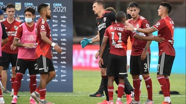 River trabajó más de la cuenta para vencer a Platense en un partido especial