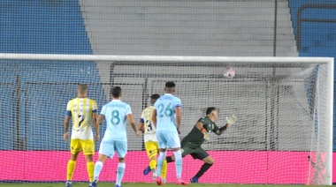 Racing Club consiguió la primera victoria en el torneo ante Rosario Central