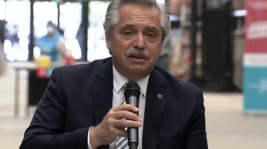Fernández: "Mi ministro (de Educacion) insistía con clases presenciales", dijo aunque sostuvo que el escenario es más amplio
