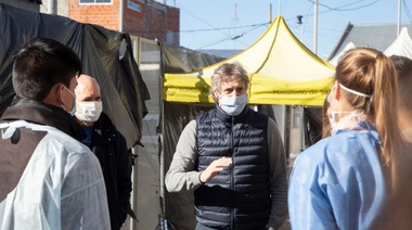 Gobierno porteño sobre contagios: "Empezamos con un leve descenso que pareciera estar consolidándose"