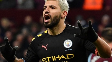 En visita relámpago a Barcelona, Agüero ajusta detalles de su futuro antes de viajar a Argentina