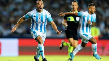 Marcelo Díaz se despide oficialmente de Racing luego de tres años y dos títulos