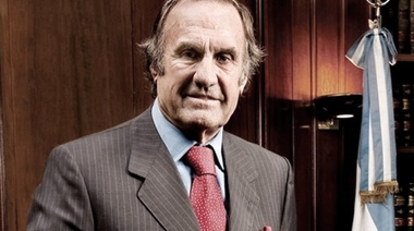 Federico Reutemann, sobrino de Carlos, brindó un informe sobre su estado de salud: "situación crítica", dijo
