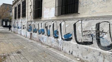 Panorama Político Platense: Desconexiones radicales, pintadas de los “garristas”, Tolosa Paz suena fuerte, y los liberales se ilusionan