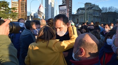 Panorama Político Platense: Garro impedirá renuncia de radicales, y Escudero se afianza en la conquista del voto peronista