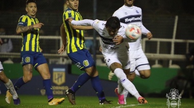 Gimnasia logró su primer triunfo en el torneo frente a Rosario Central