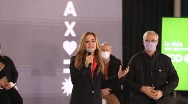 Tolosa Paz en La Plata: "somos un proyecto de producción y empleo frente a un modelo de especulación financiera”