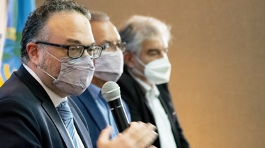 Kulfas: "Se abre en este nuevo escenario una economía que se recupera en todos su sectores"