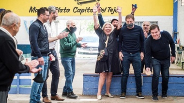 La arenga de Santilli y Carrió en la costa atlántica: "Comienza un cambio, vamos que podemos"