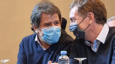 Santilli, Manes y Ocaña, recibidos por Garro, presentan las propuestas de Juntos en La Plata