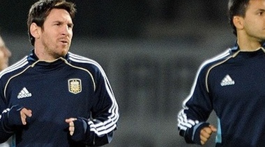 De Messi para Agüero: "Voy a extrañar muchísimo estar con vos adentro de la cancha"