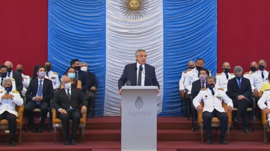 En el Colegio Militar de El Palomar, Fernández agradeció a Fuerzas Armadas su rol en la pandemia