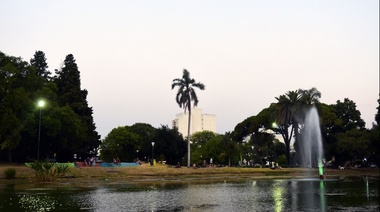 Reacondicionaron la histórica laguna del Parque Saavedra