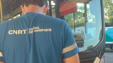 Destacan "más seguridad" en viajes a partir de la implementación del pase sanitario