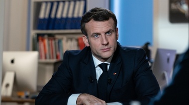 Macron le pidió al presidente iraní "acelerar" la negociación sobre el acuerdo nuclear