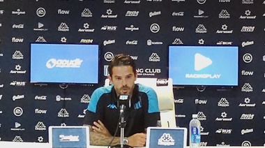 DT de Racing, Gago: "Me gustó el equipo, estoy muy conforme y solo nos faltó la última puntada"