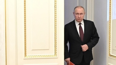 Putin le pide al Ejército ucraniano que derroque a Zelenski mientras los combates bordean Kiev