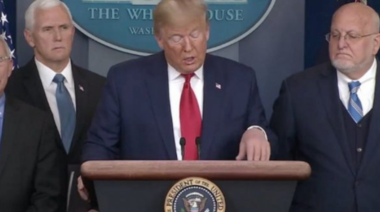 Trump querelló a Hillary Clinton y otros demócratas por vincularlo con Rusia en 2016