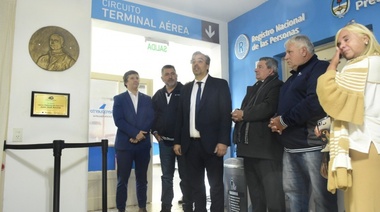 Nombran al aeropuerto de la República de los Niños ‘Héroe platense de Malvinas Juan José Arrarás’