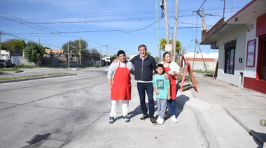 Garro recorrió el tramo finalizado de la obra en Avenida 38: "Va a potenciar la zona comercial", dijo