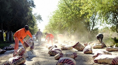 El Municipio comenzó la repavimentación de la calle 467 entre Camino General Belgrano y Ruta 36