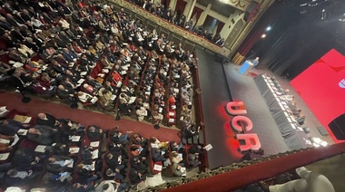 La Convención de la UCR ratificó que quiere que Juntos lleve a "un presidente radical"