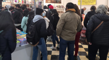 Comenzó la Feria del Libro de La Plata con muy buena participación de público
