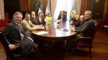Garro apoyó la candidatura de La Plata como sede del Congreso Internacional de la Lengua Española 2028